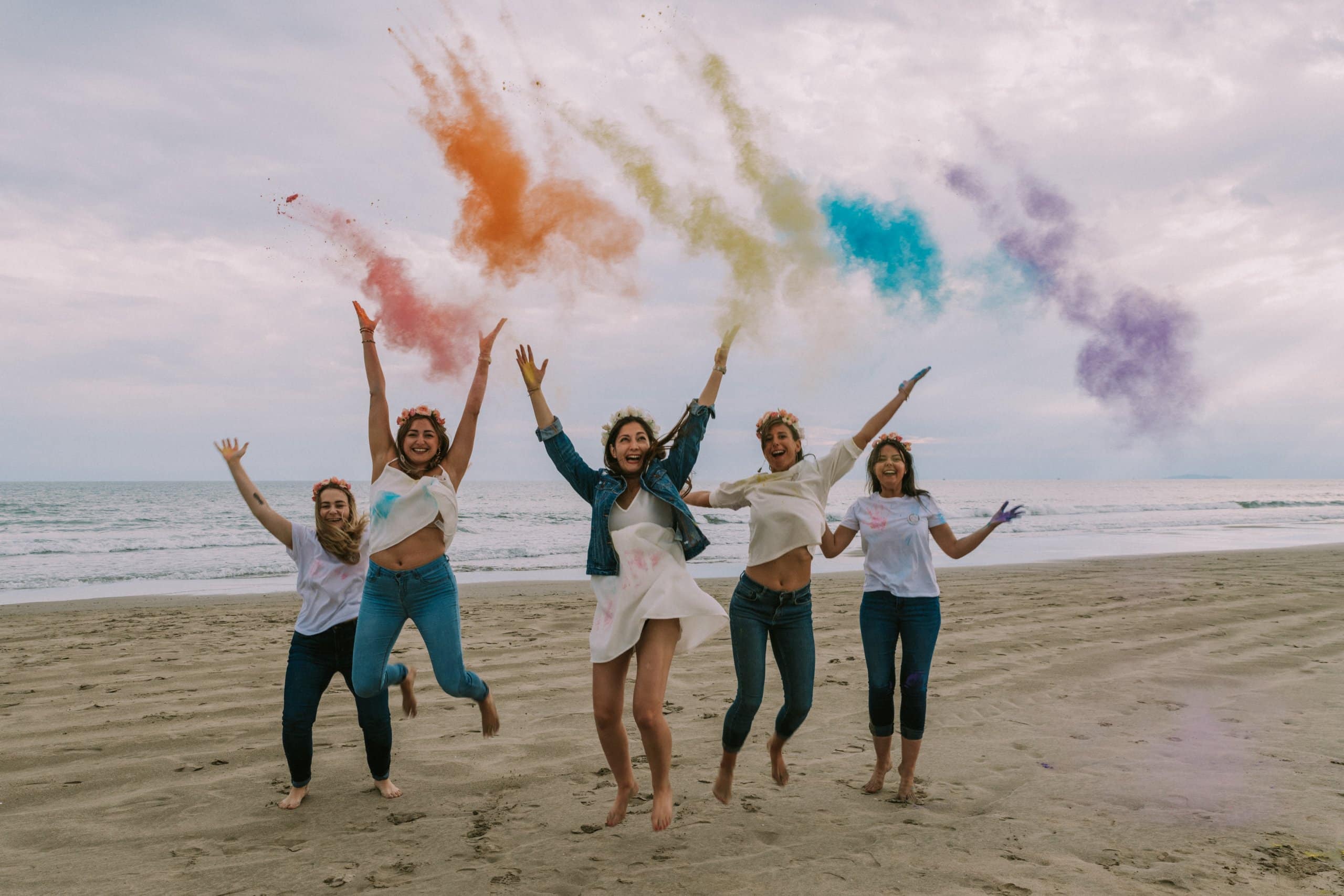 evjf-plage-grande-motte-fumigenes