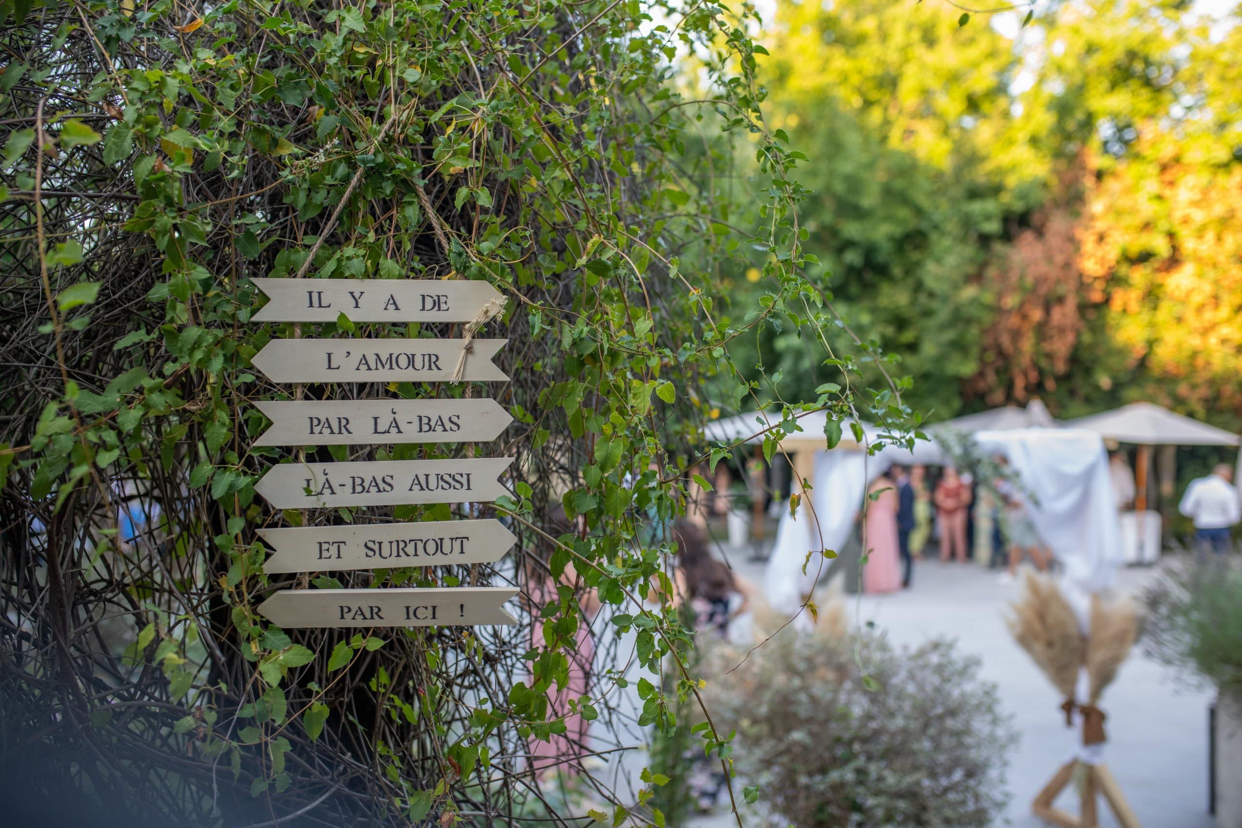 Mariage au Domaine de La Baraque de Sérignac Décoration de mariage au Domaine de La Baraque de Sérignac à Orthoux-Sérignac-Quilhan