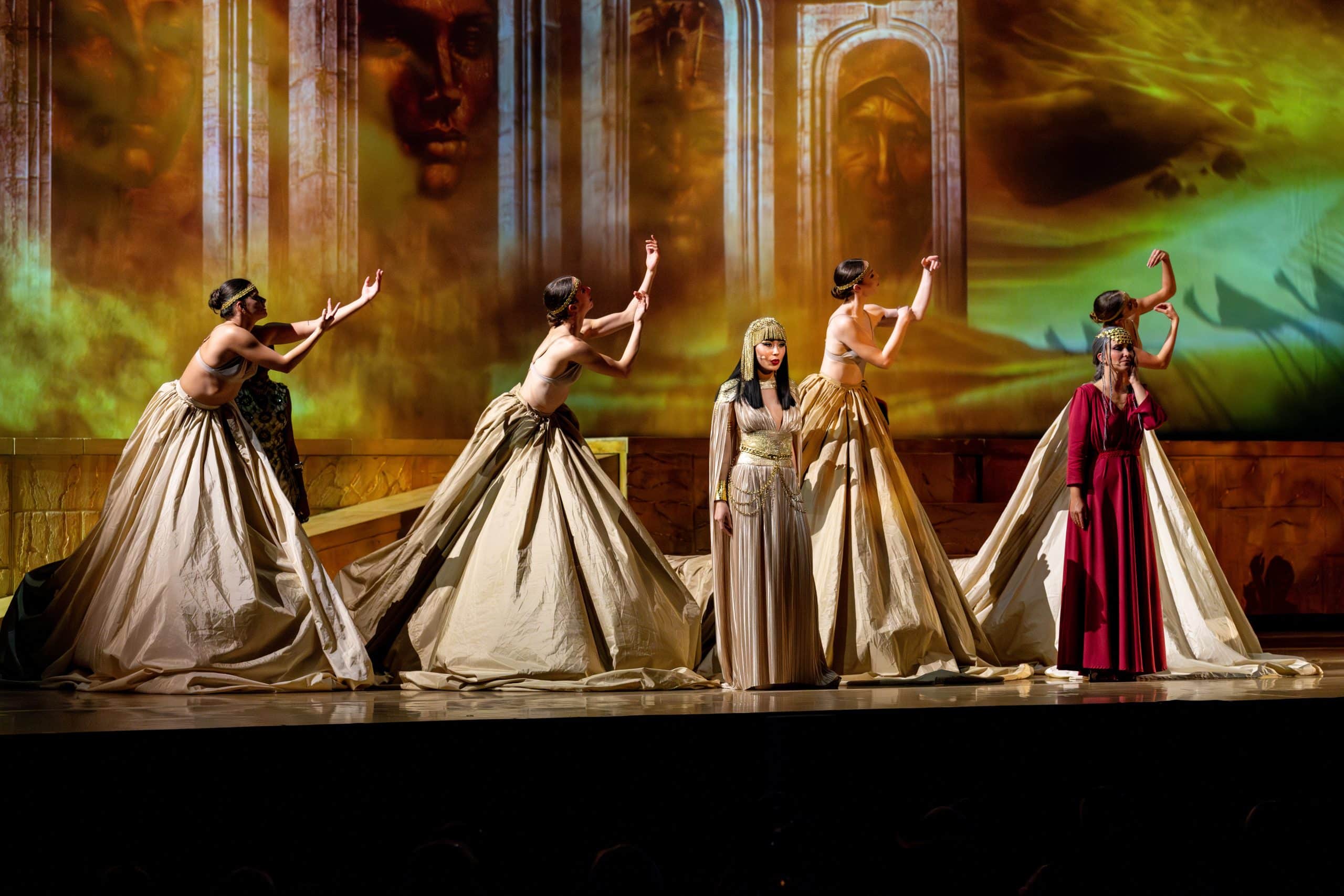 La comédie musicale Les 10 Commandements sur la scène de l’Arena Montpellier